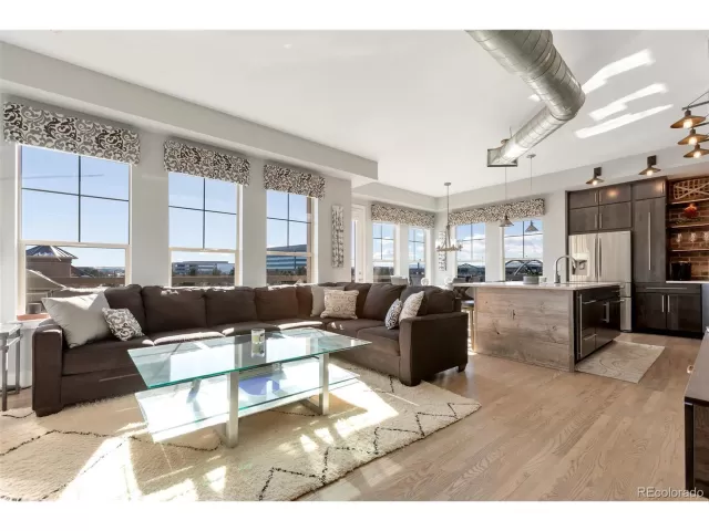 MLS: 7016204 Condo For Sale