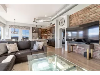 Photo #5: 7016204 Listing 