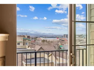 Photo #4: 7018101 Listing