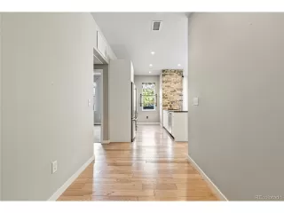 Photo #4: 7030376 Listing 