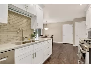 Photo #6: 7031810 Listing 