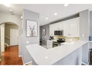 Photo #4: 7032979 Listing 