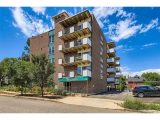 Browse active condo listings in CAMEO PARK