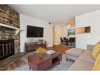 Photo #2: 7035437 Listing