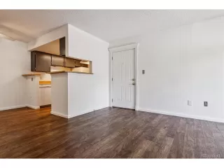 Photo #6: 7035437 Listing