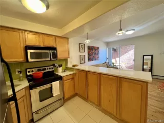 Photo #4: 7037150 Listing 