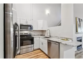 Photo #6: 7038702 Listing 