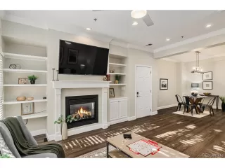 HIGHLAND CROSSING Condos for Sale