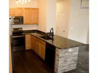 Photo #6: 7040879 Listing 