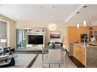 Photo #6: 7041325 Listing