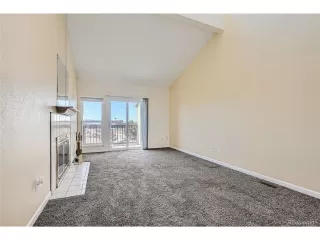 Photo #4: 7041847 Listing