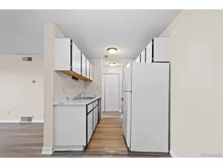 Photo #6: 7042654 Listing