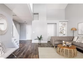 Photo #3: 7042751 Listing