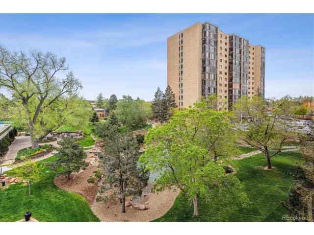 MLS: 7043025 Condo For Sale