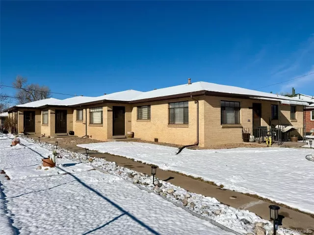 MLS: 7046002 Condo For Sale