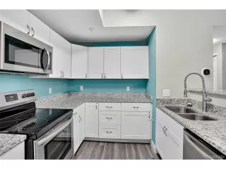 Photo #6: 7046892 Listing