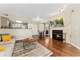 Photo #4: 7048585 Listing