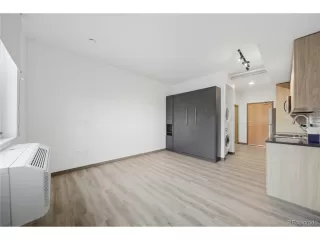 Photo #6: 7049364 Listing