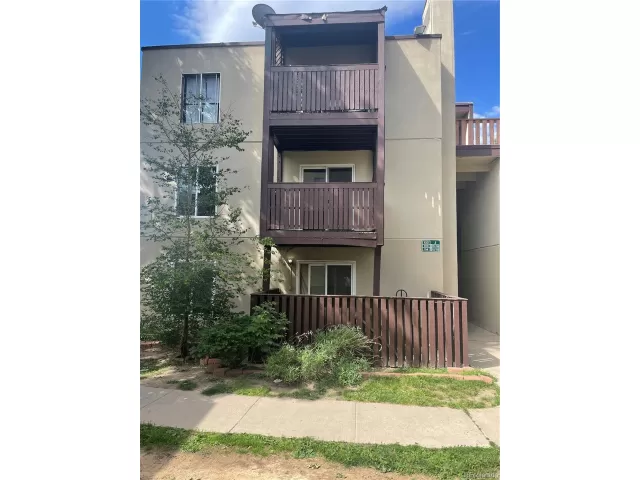 MLS: 7050014 Condo For Sale