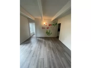 Photo #2: 7050014 Listing