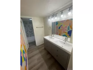 Photo #6: 7050014 Listing