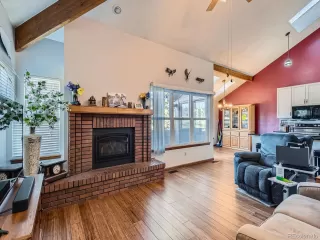 Photo #4: 7052198 Listing 