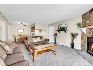 Photo #4: 7053109 Listing