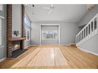 Photo #5: 7055201 Listing 