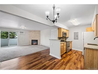 Photo #6: 7060756 Listing