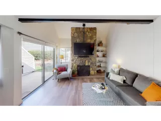 Photo #3: 7062264 Listing