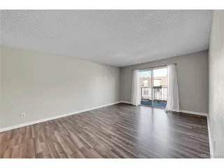 Photo #5: 7063354 Listing