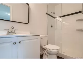 Photo #4: 7063925 Listing