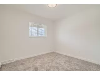 Photo #6: 7063925 Listing