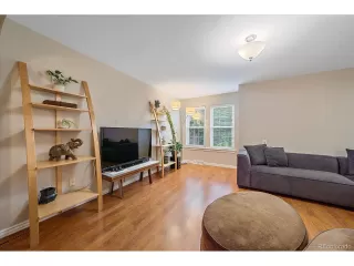 Photo #5: 7064670 Listing 