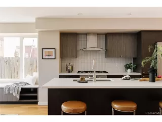 Photo #3: 7065957 Listing 