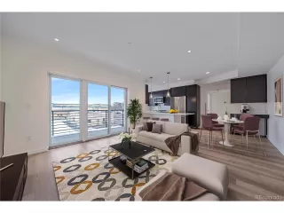 Photo #2: 7066482 Listing