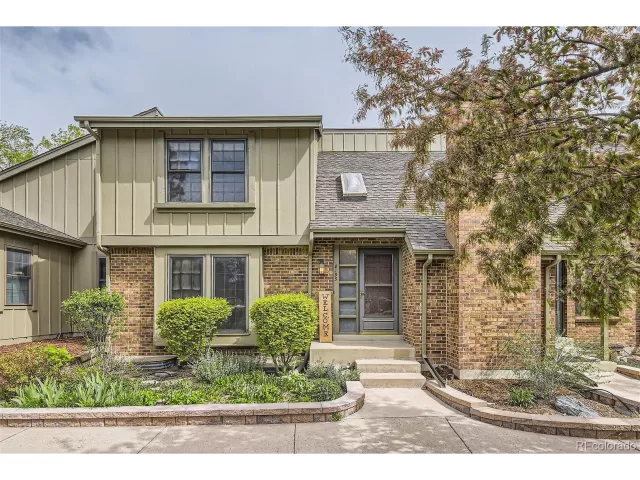 MLS: 7067691 Condo For Sale