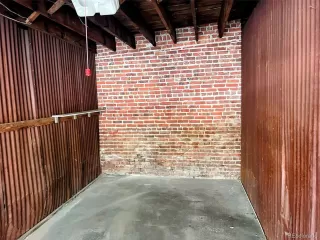 Photo #5: 7068529 Listing