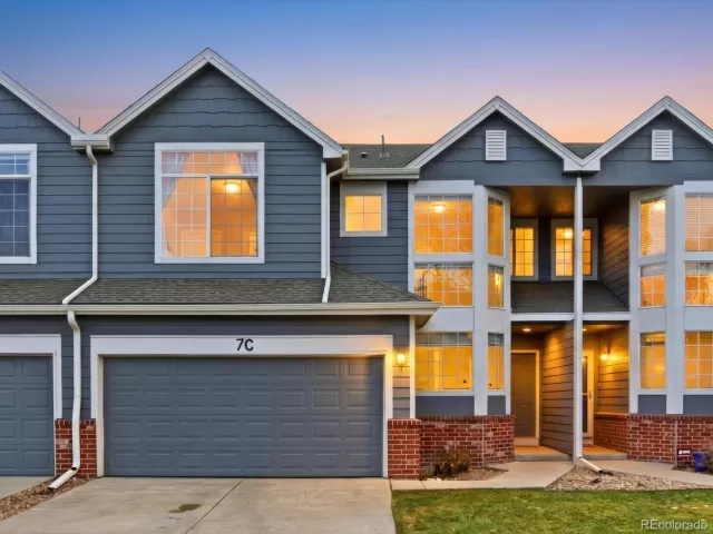 MLS: 7069364 Condo For Sale