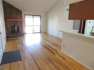 Photo #4: 7072764 Listing