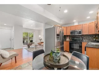 Photo #6: 7074179 Listing 