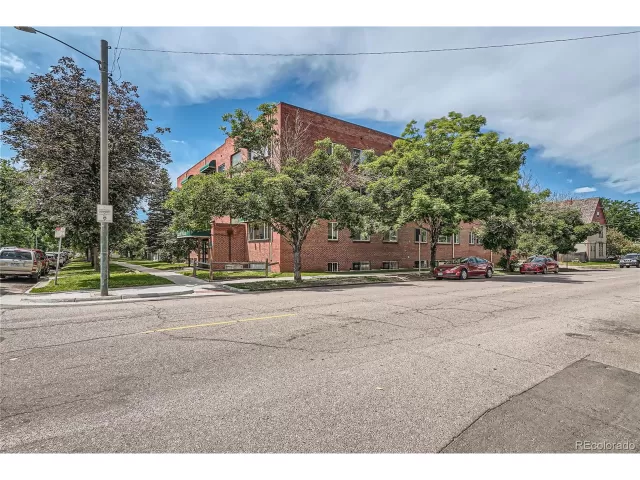 MLS: 7077319 Condo For Sale