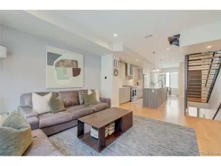 Photo #5: 7077400 Listing 