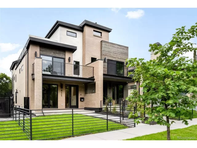 MLS: 7078946 Condo For Sale