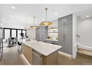 Photo #5: 7078946 Listing 