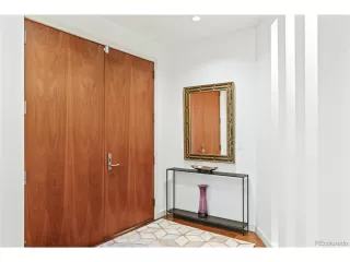 Photo #4: 7079307 Listing