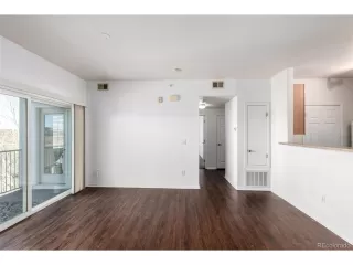 Photo #4: 7080851 Listing 