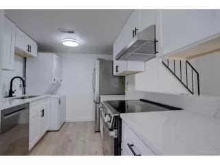 Photo #6: 7082037 Listing 