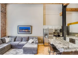 Photo #2: 7085214 Listing 