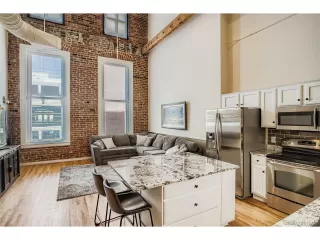 Photo #6: 7085214 Listing 